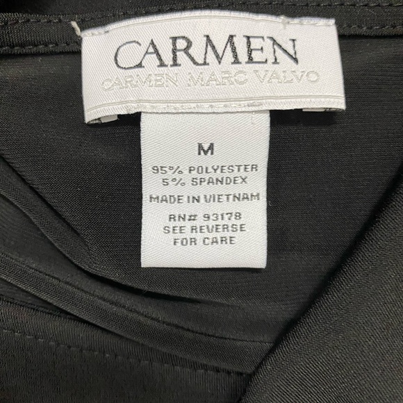 Carmen Marc Valvo Cutout Sleeves Black Gold Rings Blouse Top Sz M - Picture 7 of 9